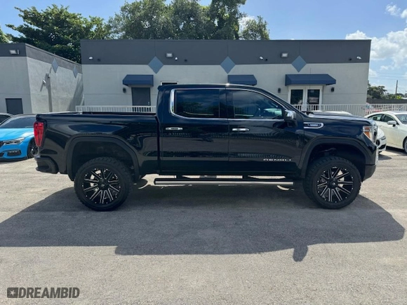 2020 GMC Sierra 1500 Denali with VIN 3GTU9FET2LG449385, listed as a Copart auction lot 79583084 with 21,777 mi miles and Non Repairable. Bid and sale history available at carsss.com. Image 13.