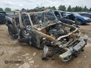 2022 Jeep Gladiator Rubicon with VIN 1C6JJTBG4NL174244, listed as a Copart auction lot 62507374 with Not provided miles and Non repairable. Bid and sale history available at DreamBid. Image 4.