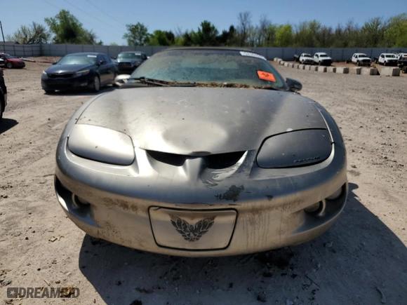 2001 Pontiac Firebird with VIN 2G2FS32K512112060, listed as a Copart auction lot 52384515 with 0 mi miles and Clean Title. Bid and sale history available at carsss.com. Image 5.