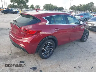 2017 Infiniti QX30 Premium with VIN SJKCH5CP3HA039213, listed as a IAAI auction lot 42436970 with 79,731 mi miles and . Bid and sale history available at DreamBid. Image 4.