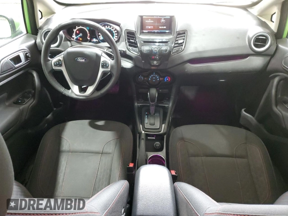 2015 Ford Fiesta SE z VIN 3FADP4EJ2FM215834, wystawiony jako Copart lot #58052045 z przebiegiem 99 842 mil mil oraz Czysty tytuł • Clean title. Historia ofert i sprzedaży dostępna na DreamBid. Obrazek 8.