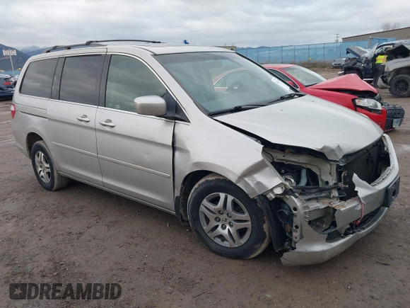 2005 Honda Odyssey EX-L with VIN 5FNRL38675B505695, listed as a IAAI auction lot 40931430 with 337,403 mi miles. Bid and sale history available at carsss.com. Image 1.