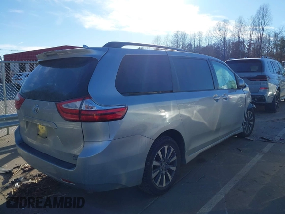 2019 Toyota Sienna LE with VIN 5TDJZ3DC4KS221245, listed as a IAAI auction lot 41455754 with 81,290 mi miles. Bid and sale history available at carsss.com. Image 4.