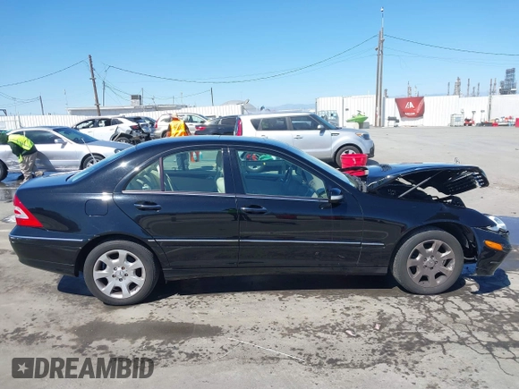 2005 Mercedes-Benz C 240 with VIN WDBRF61J15F622903, listed as a IAAI auction lot 41814269 with 60,841 mi miles and . Bid and sale history available at DreamBid. Image 13.