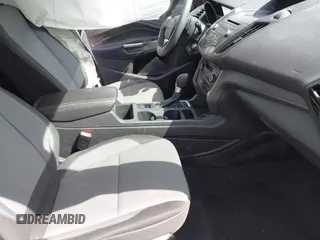 2017 Ford Escape SE with VIN 1FMCU9G95HUA10906, listed as a IAAI auction lot 41841566 with 132,777 mi miles. Bid and sale history available at carsss.com. Image 5.