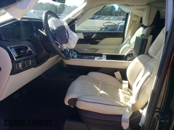 2021 Lincoln Navigator Black Label z VIN 5LMJJ3TT9MEL00758, wystawiony jako Copart lot #87066494 z przebiegiem 103 136 mil mil oraz Szkoda całkowita • Salvage title. Historia ofert i sprzedaży dostępna na DreamBid. Obrazek 7.