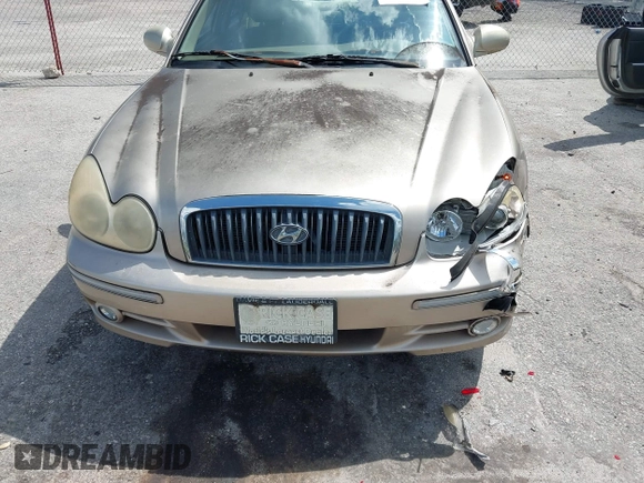 2005 Hyundai Sonata GLS with VIN KMHWF35H65A176380, listed as a IAAI auction lot 41940947 with 84,706 mi miles. Bid and sale history available at carsss.com. Image 6.