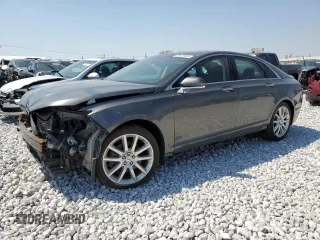 2015 Lincoln MKZ z VIN 3LN6L2G97FR621385, wystawiony jako Copart lot #55628465 z przebiegiem 115 841 mil mil oraz Szkody całkowita. Historia ofert i sprzedaży dostępna na DreamBid. Obrazek 1.