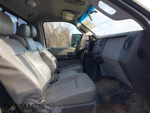 2015 Ford F-250 XLT with VIN 1FTBF2B63FEB97343, listed as a IAAI auction lot 41536666 with 172,170 mi miles and . Bid and sale history available at DreamBid. Image 5.