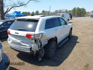 2018 Jeep Grand Cherokee Limited with VIN 1C4RJFBG6JC363405, listed as a IAAI auction lot 42101110 with 117,219 mi miles and . Bid and sale history available at DreamBid. Image 4.