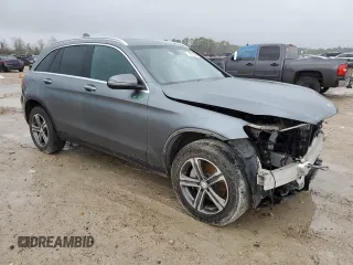 2017 Mercedes-Benz GLC with VIN WDC0G4JB0HF127367, listed as a Copart auction lot 45136525 with 84,958 mi miles and Salvage Title. Bid and sale history available at carsss.com. Image 4.