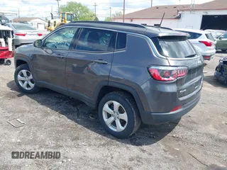 2020 Jeep Compass Latitude с VIN 3C4NJDBB9LT143240, выставлен на аукционе IAAI как лот 42236509 с пробегом 77 296 миль миль и . История ставок и продаж доступна на DreamBid. Изображение 3.