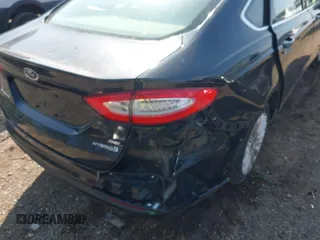 2013 Ford Fusion SE Hybrid with VIN 3FA6P0LUXDR375099, listed as a IAAI auction lot 41914387 with 133,178 mi miles. Bid and sale history available at carsss.com. Image 13.