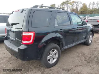 2008 Ford Escape Hybrid with VIN 1FMCU59H08KA59214, listed as a IAAI auction lot 41628625 with 999,999 mi miles. Bid and sale history available at carsss.com. Image 4.
