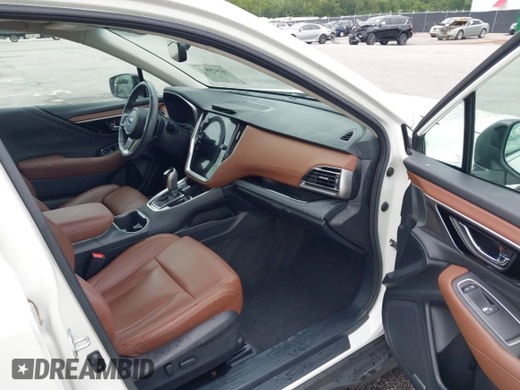 2021 Subaru Outback Touring with VIN 4S4BTAPC6M3186715, listed as a IAAI auction lot 42429816 with 28,784 mi miles and . Bid and sale history available at DreamBid. Image 5.