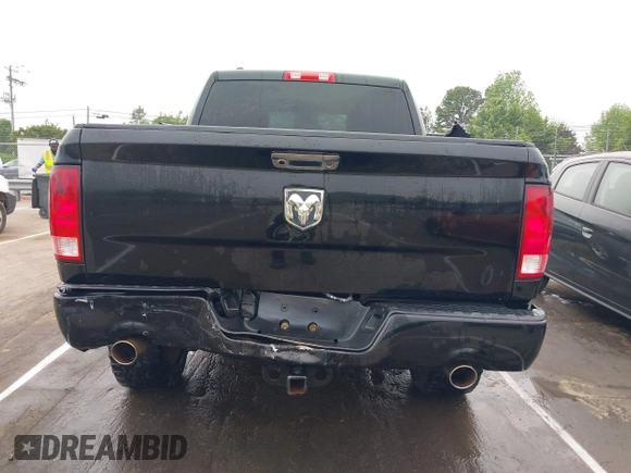 2013 Ram 1500 Express z VIN 1C6RR6KT2DS617294, wystawiony jako IAAI lot #42031712 z przebiegiem 188 723 mil mil oraz . Historia ofert i sprzedaży dostępna na DreamBid. Obrazek 16.