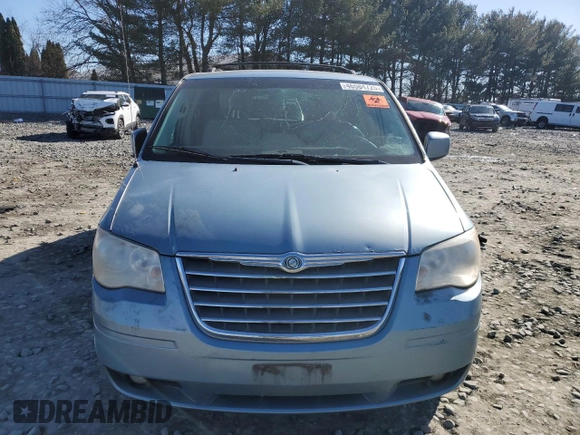 2009 Chrysler Town & Country Touring with VIN 2A8HR54X99R640099, listed as a Copart auction lot 46584725 with 216,881 mi miles and Salvage Title. Bid and sale history available at DreamBid. Image 5.