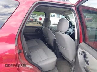 2006 Ford Escape XLT with VIN 1FMYU93156KA02013, listed as a IAAI auction lot 42205647 with 182,974 mi miles and . Bid and sale history available at DreamBid. Image 8.