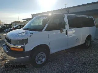 2009 Chevrolet Express Passenger with VIN 1GAHG35K091166089, listed as a Copart auction lot 76703124 with 184,354 mi miles and Clean title. Bid and sale history available at DreamBid. Image 1.