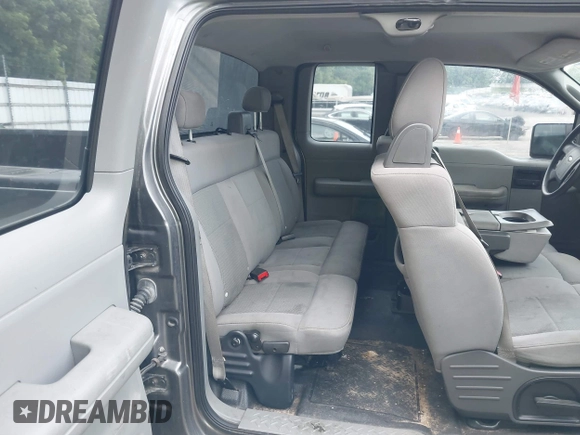 2007 Ford F-150 STX с VIN 1FTRX14W57NA71618, выставлен на аукционе IAAI как лот 42583600 с пробегом 177 914 миль миль и . История ставок и продаж доступна на DreamBid. Изображение 8.