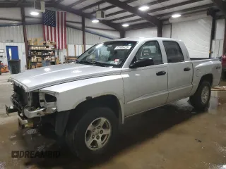 2006 Dodge Dakota SLT with VIN 1D7HW48K16S710932, listed as a Copart auction lot 47996455 with 221,677 mi miles and Salvage Title. Bid and sale history available at carsss.com. Image 1.