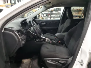 2019 Jeep Cherokee Latitude with VIN 1C4PJMCX0KD311127, listed as a Copart auction lot 45200005 with 73,754 mi miles and Clean title. Bid and sale history available at DreamBid. Image 7.