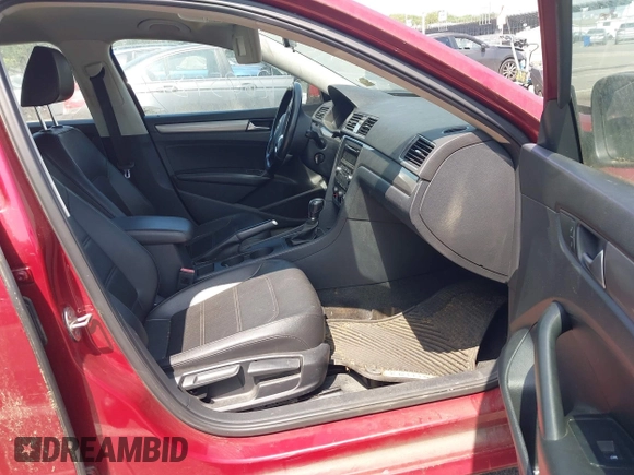 2015 Volkswagen Passat Wolfsburg Edition with VIN 1VWAT7A33FC061862, listed as a IAAI auction lot 42605981 with 179,456 mi miles and . Bid and sale history available at DreamBid. Image 5.