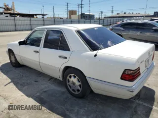 1994 Mercedes-Benz E Class with VIN WDBEA32E5RC048522, listed as a Copart auction lot 47426734 with 84,760 mi miles and Salvage Title. Bid and sale history available at carsss.com. Image 2.