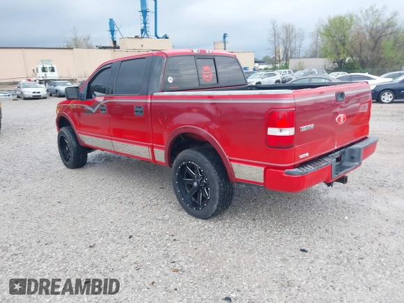 2004 Ford F-150 XLT with VIN 1FTPW14524KD24182, listed as a IAAI auction lot 41947152 with 163,920 mi miles. Bid and sale history available at carsss.com. Image 3.