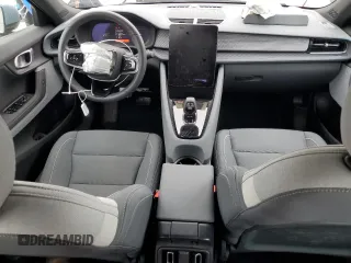 2024 Polestar 2 z VIN YSMFD3KA1RL220740, wystawiony jako Copart lot #52755355 z przebiegiem 9 416 mil mil oraz Szkoda całkowita • Salvage title. Historia ofert i sprzedaży dostępna na DreamBid. Obrazek 8.