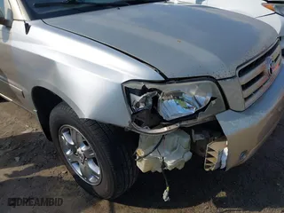 2006 Toyota Highlander w/3rd Row with VIN JTEEP21A460164909, listed as a IAAI auction lot 41656776 with 249,258 mi miles. Bid and sale history available at carsss.com. Image 6.