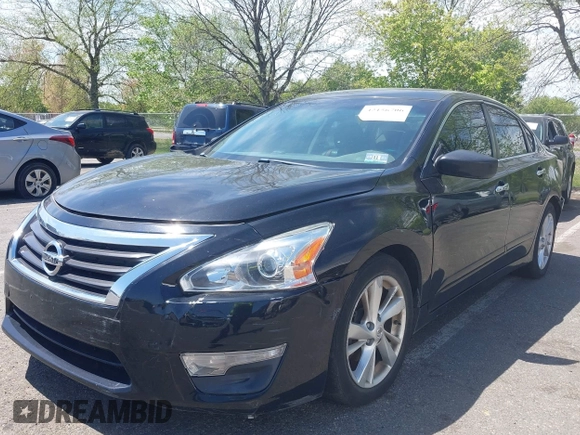 2015 Nissan Altima 2.5 SV with VIN 1N4AL3AP2FC488521, listed as a IAAI auction lot 42156706 with 172,687 mi miles. Bid and sale history available at carsss.com. Image 2.