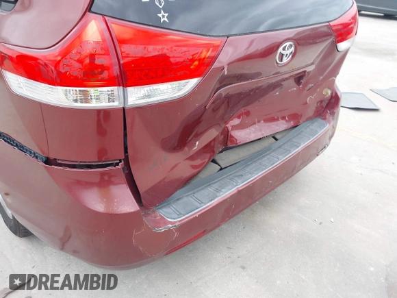 2011 Toyota Sienna LE AAS with VIN 5TDKK3DC8BS014320, listed as a IAAI auction lot 41587522 with 89,185 mi miles. Bid and sale history available at carsss.com. Image 6.
