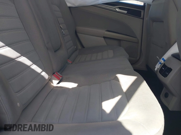 2019 Ford Fusion SE with VIN 3FA6P0H75KR238698, listed as a IAAI auction lot 41817222 with 1 mi miles. Bid and sale history available at carsss.com. Image 8.