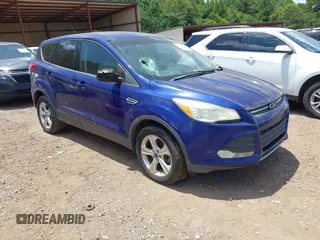2014 Ford Escape SE z VIN 1FMCU9GX6EUD67330, wystawiony jako IAAI lot #42705724 z przebiegiem 171 996 mil mil oraz . Historia ofert i sprzedaży dostępna na DreamBid. Obrazek 1.