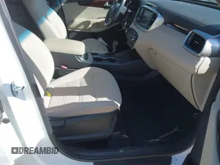 2018 Kia Sorento LX with VIN 5XYPGDA36JG389698, listed as a IAAI auction lot 40463225 with 120,088 mi miles. Bid and sale history available at carsss.com. Image 5.