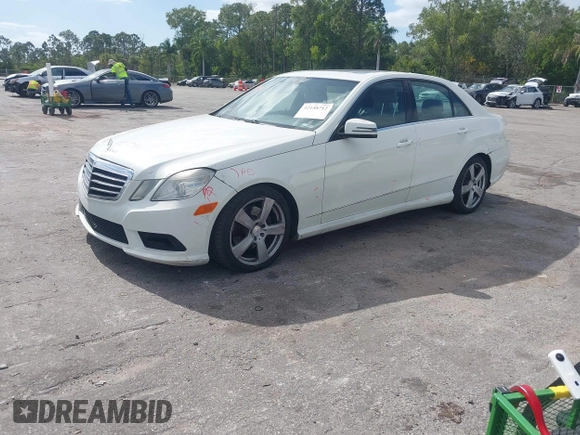 2011 Mercedes-Benz E 350 Luxury with VIN WDDHF8HB3BA489230, listed as a IAAI auction lot 42158712 with 211,875 mi miles and . Bid and sale history available at DreamBid. Image 17.