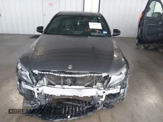2019 Mercedes-Benz C 43 AMG с VIN 55SWF6EB5KU306751, выставлен на аукционе IAAI как лот 41464413 с пробегом 81 507 миль миль и . История ставок и продаж доступна на DreamBid. Изображение 6.