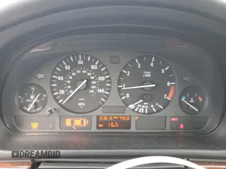2001 BMW 5 Series 525i z VIN WBADT43431GX22910, wystawiony jako Copart lot #51166145 z przebiegiem 153 615 mil mil oraz Szkoda całkowita • Salvage title. Historia ofert i sprzedaży dostępna na DreamBid. Obrazek 9.