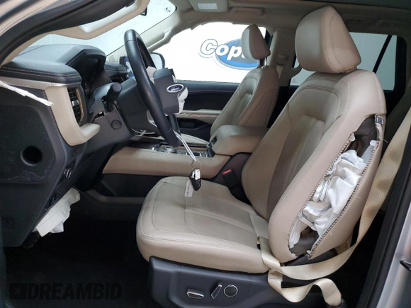 2024 Ford Expedition Max Limited with VIN 1FMJK1K86REA42093, listed as a Copart auction lot 52314745 with 47,832 mi miles and Clean title. Bid and sale history available at DreamBid. Image 7.