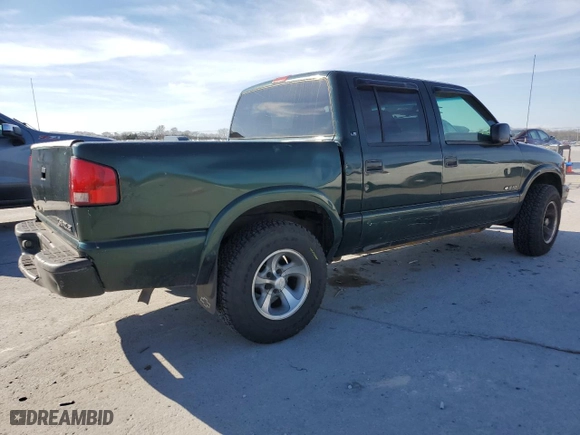 2003 Chevrolet S-10 LS with VIN 1GCDT13X43K101798, listed as a Copart auction lot 50692465 with 252,686 mi miles and Clean Title. Bid and sale history available at carsss.com. Image 3.