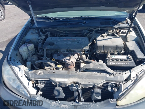 2005 Toyota Camry STD z VIN 4T1BE32K95U419292, wystawiony jako IAAI lot #42302496 z przebiegiem 233 632 mil mil oraz . Historia ofert i sprzedaży dostępna na DreamBid. Obrazek 10.