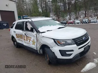 2019 Ford Police Interceptor Utility z VIN 1FM5K8AR3KGA30854, wystawiony jako IAAI lot #41907581 z przebiegiem 126 290 mil mil oraz . Historia ofert i sprzedaży dostępna na DreamBid. Obrazek 1.