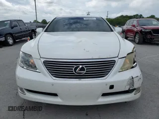2008 Lexus LS 460 with VIN JTHBL46F185079145, listed as a Copart auction lot 54486555 with 218,237 mi miles and Clean Title. Bid and sale history available at DreamBid. Image 5.