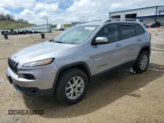 2017 Jeep Cherokee Latitude with VIN 1C4PJMCS9HD213517, listed as a Copart auction lot 55364155 with 81,200 mi miles and Clean Title. Bid and sale history available at DreamBid. Image 1.