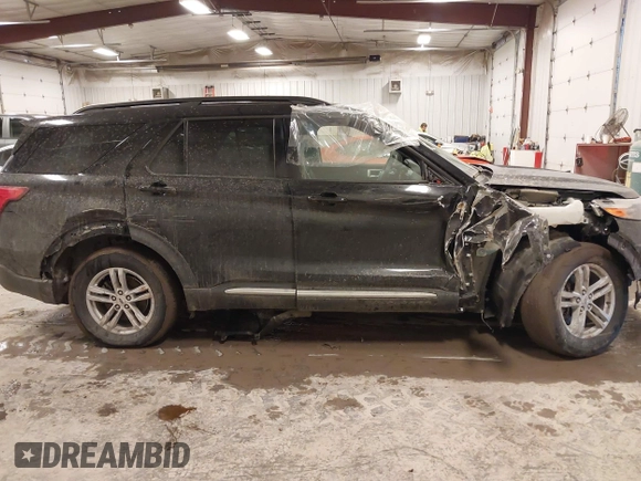 2021 Ford Explorer XLT with VIN 1FMSK8DH1MGB69650, listed as a IAAI auction lot 41651245 with 58,708 mi miles. Bid and sale history available at carsss.com. Image 13.