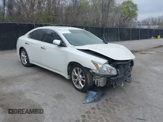 2014 Nissan Maxima SV with VIN 1N4AA5AP1EC443571, listed as a IAAI auction lot 39045854 with 121,838 mi miles and . Bid and sale history available at DreamBid. Image 1.