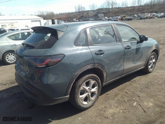 2023 Honda HR-V LX with VIN 3CZRZ2H35PM724243, listed as a IAAI auction lot 36251800 with 2,540 mi miles. Bid and sale history available at carsss.com. Image 4.