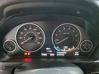 2020 BMW 4 Series 430i xDrive z VIN WBA4J3C03LBL11620, wystawiony jako Copart lot #59552995 z przebiegiem 176 504 mil mil oraz Szkoda całkowita • Salvage title. Historia ofert i sprzedaży dostępna na DreamBid. Obrazek 9.