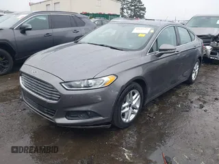 2013 Ford Fusion SE with VIN 3FA6P0HR3DR317713, listed as a IAAI auction lot 41825824 with 140,727 mi miles. Bid and sale history available at carsss.com. Image 2.